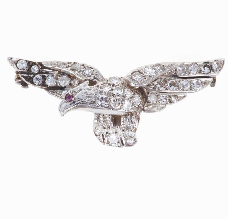 Spilla aquila con diamanti e piccolo rubino  - Auction Spring Jewels - I - Cambi Casa d'Aste