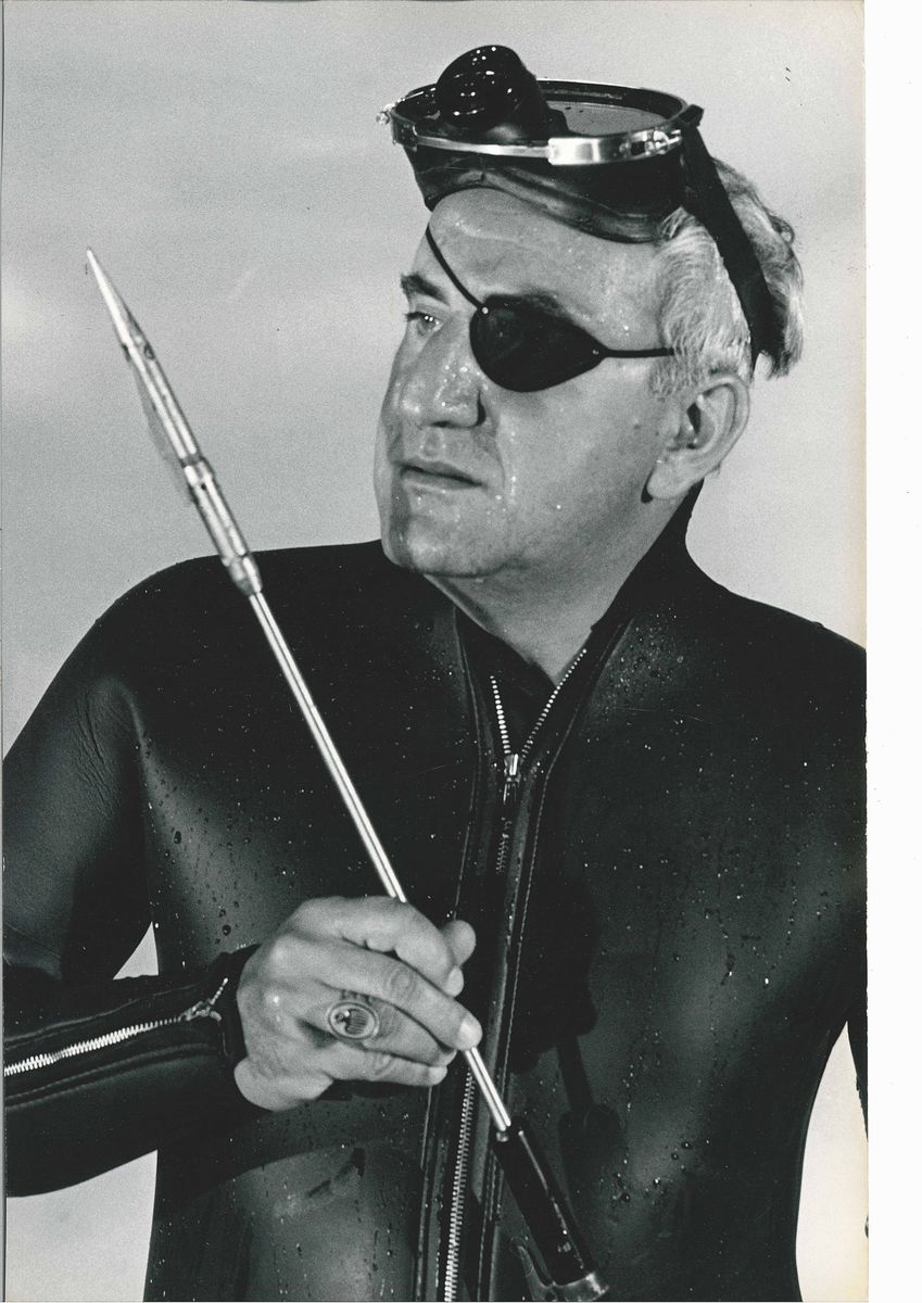 Pierluigi Alias Pierluigi Praturlonlotto Composto da 7 Fotografie di Carroll Baker e 007 Thunderb...