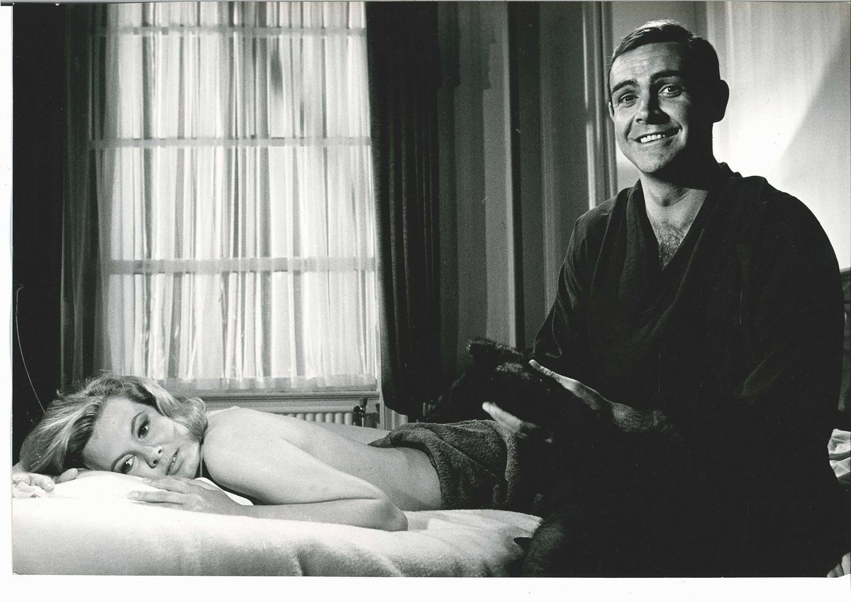 Pierluigi Alias Pierluigi Praturlonlotto Composto da 7 Fotografie di Carroll Baker e 007 Thunderb...