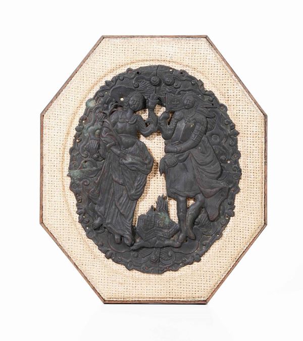 Placca in rame. Figure di Santa e Santo.  Rame sbalzato, cesellato e traforato.  Arte veneta del XVII-XVIII secolo