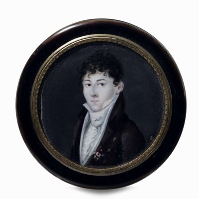 Tabacchiera con Miniatura Raffigurante Ritratto di Giovane Gentiluomo. XIX Secolo