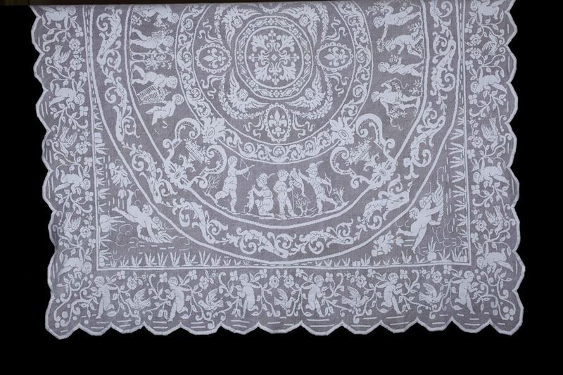 Copriletto di lino bianco, inizio XX secolo  - Auction Fine Art January | Cambi Time - Cambi Casa d'Aste