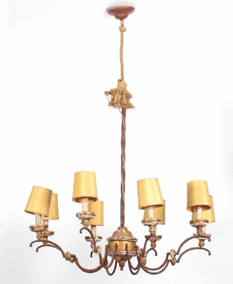 Lampadario in ferro dipinto e legno dorato, XIX secolo  - Auction Antique April - Cambi Casa d'Aste