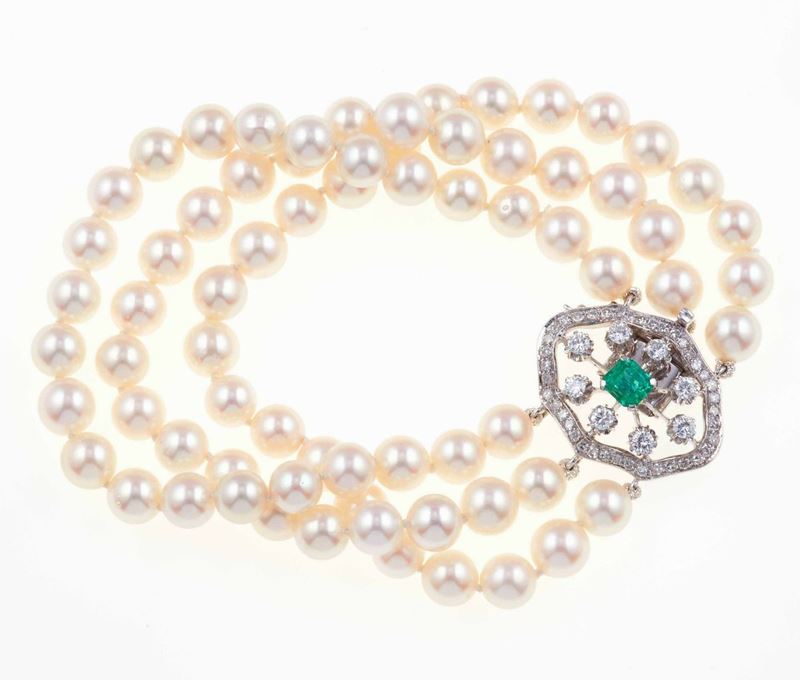 Bracciale a tre fili di perle coltivate  - Asta Fine Jewels - III - Cambi Casa d'Aste