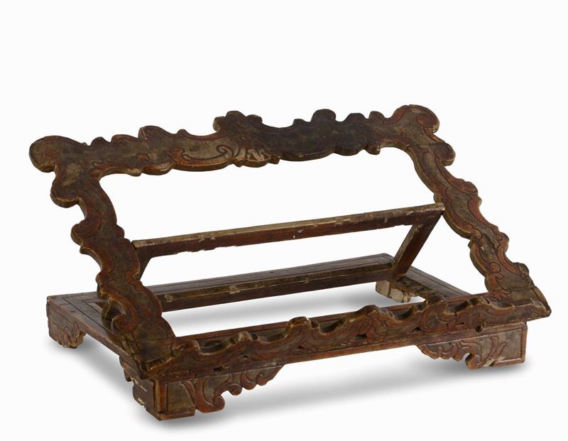 Leggio da tavolo, legno laccato, XVII secolo  - Auction Artworks and Furniture from Lombard private Mansions - Cambi Casa d'Aste