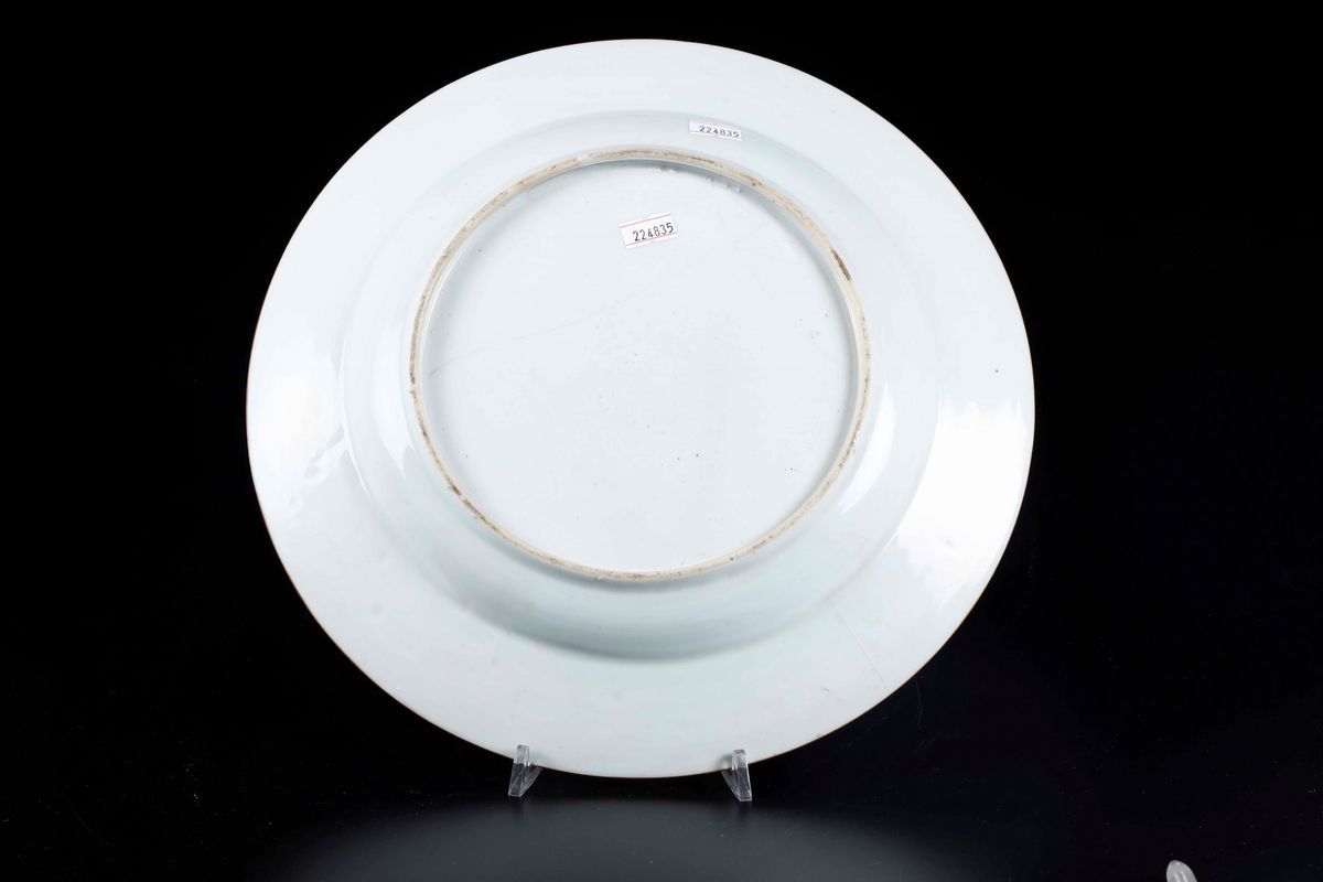 Piatto in Porcellana, Cina, Dinastia Qing, Era Yongzheng (1723-1735)