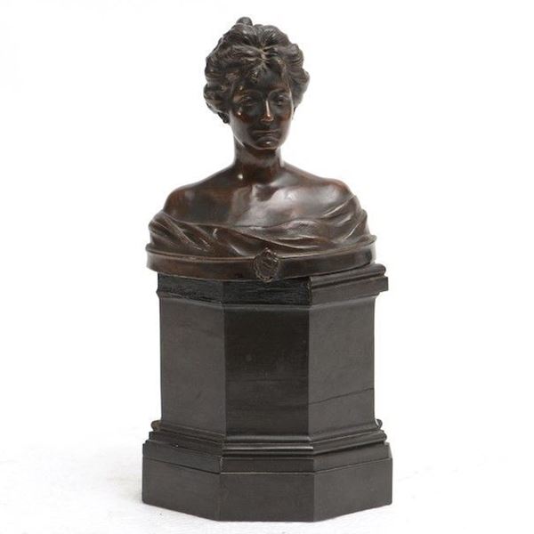 Piccolo busto in bronzo raffigurante donna