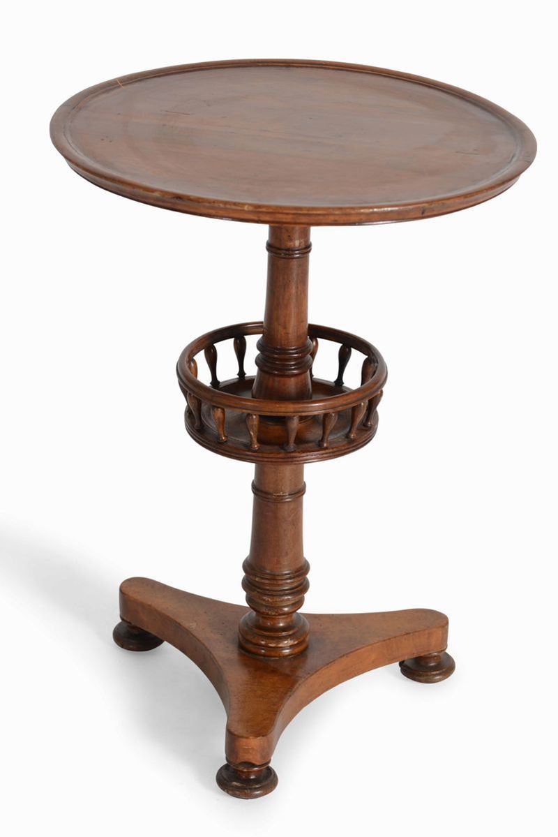 Tavolino con piano circolare e cestello, XIX secolo  - Auction Artworks and Furniture from Lombard private Mansions - Cambi Casa d'Aste