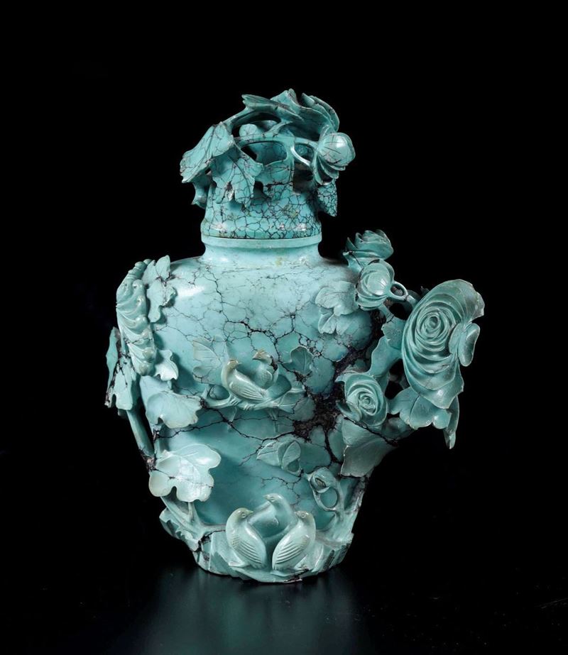 A turquoise vase, China, 1900s  - Auction Oriental Art - Cambi Casa d'Aste