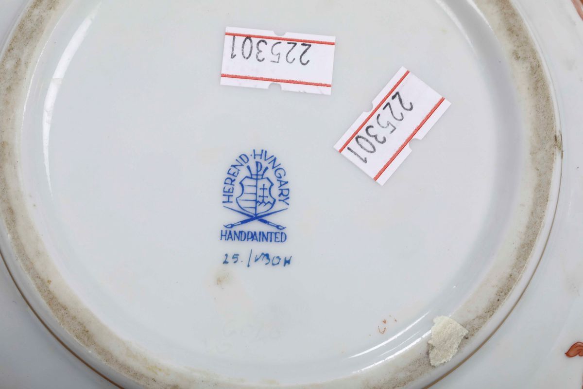 Terrina “fortuna Queen Victoria Rust” Ungheria, Manifattura Herend, 1960-1970 Circa