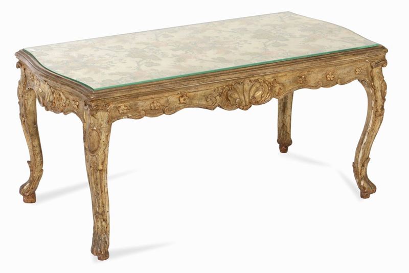 Tavolino in legno intagliato e dorato e piano in vetro  - Auction Antiques | Cambi Time - Cambi Casa d'Aste