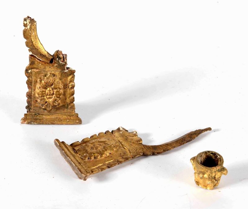 Tre fregi in legno dorati del XVIII secolo  - Asta Antiquariato | Cambi Time - Cambi Casa d'Aste