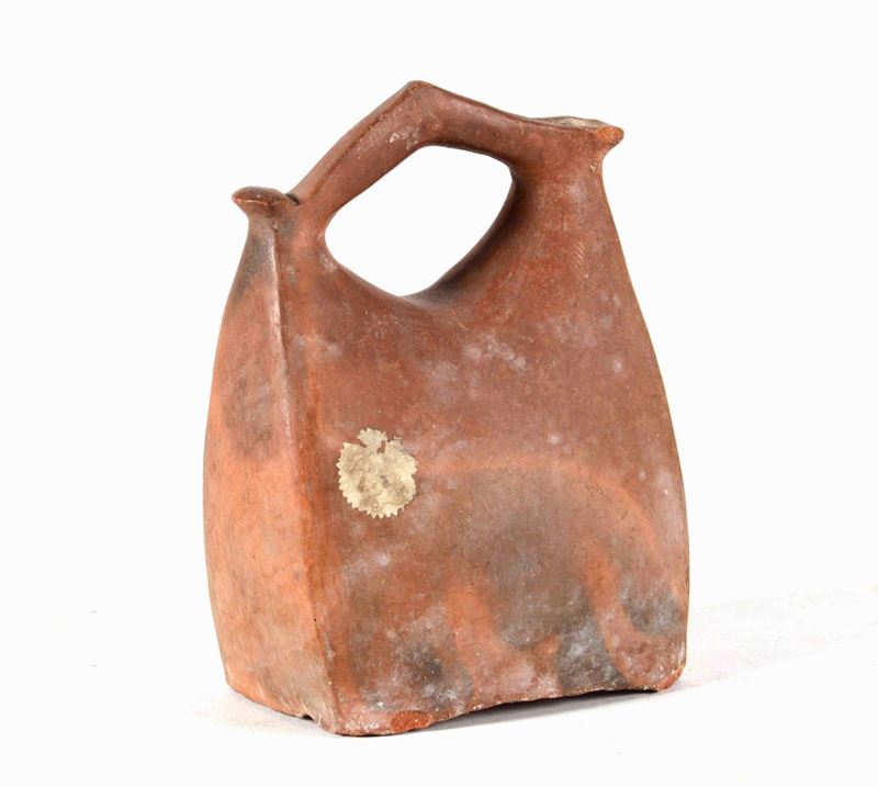 Bottiglia in terracotta  - Auction Antiques | Cambi Time - Cambi Casa d'Aste