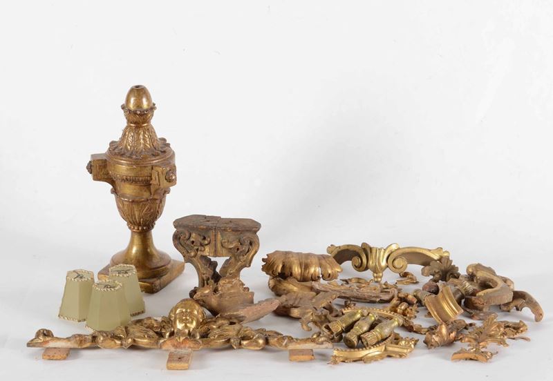 Lotto di fregi in legno dorato  - Auction Antiques | Cambi Time - Cambi Casa d'Aste