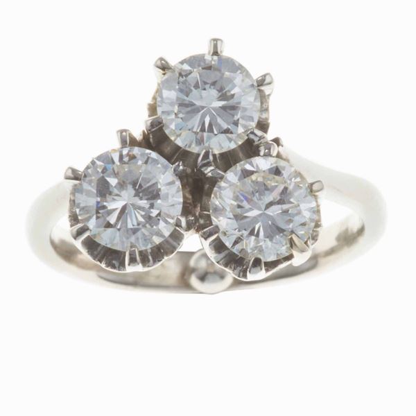 Anello con tre diamanti taglio brillante per ct 1.50 circa