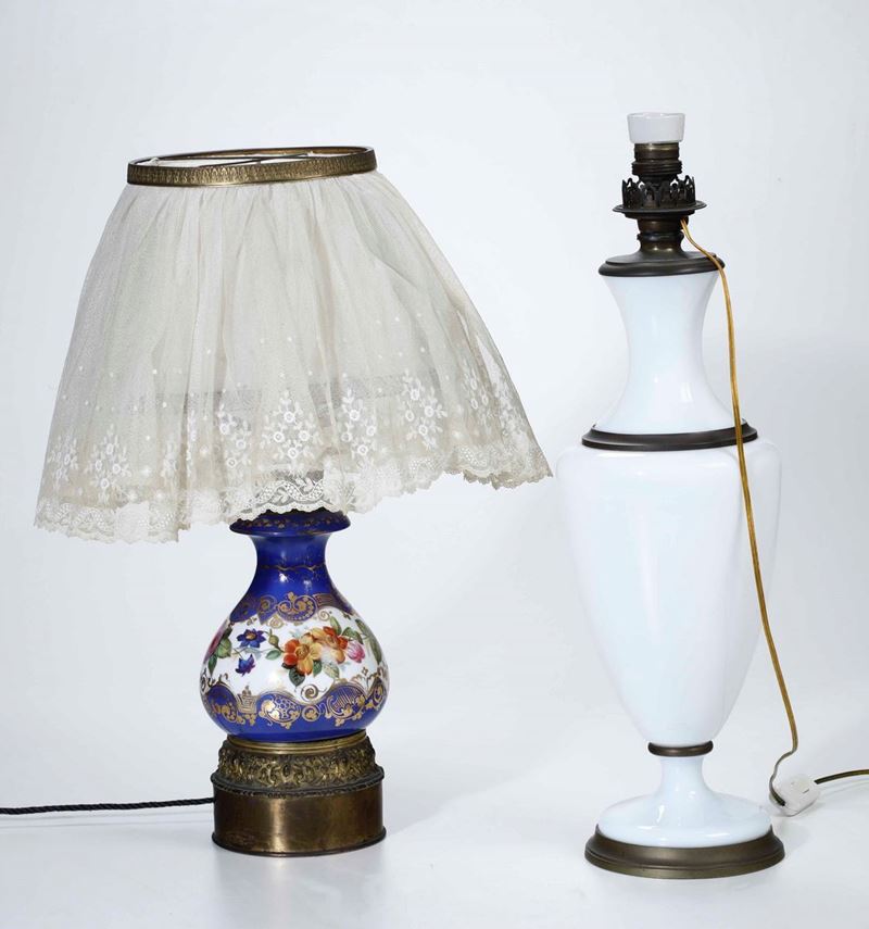 Lotto composto da due lampade da tavolo diverse  - Auction Antiques | Cambi Time - Cambi Casa d'Aste