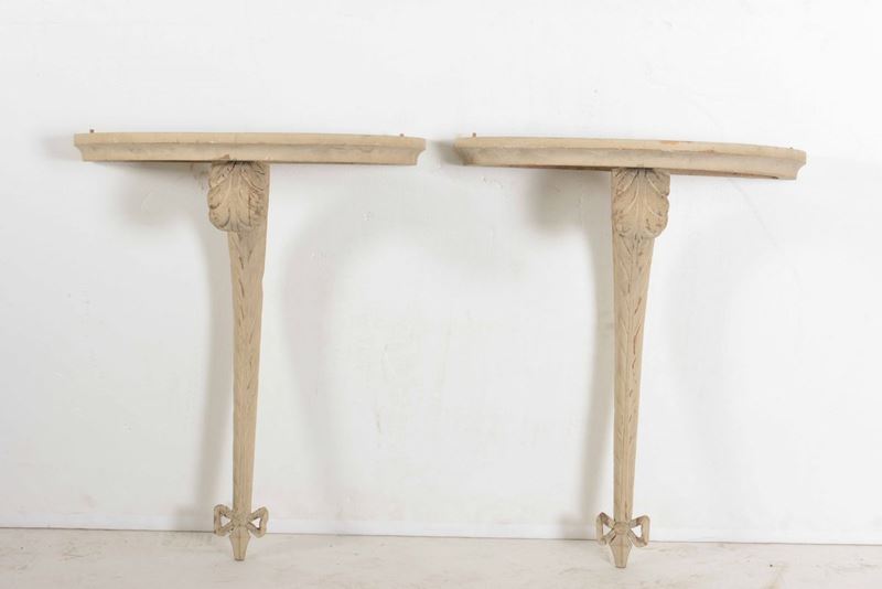 Due piccole consolles in legno intagliato  - Auction Antiques | Timed Auction - Cambi Casa d'Aste