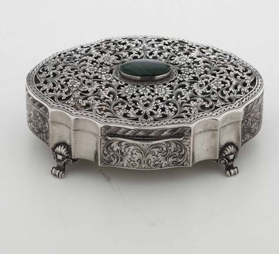 Scrigno in Argento con Malachite Cabochon.argenteria Artistica Italiana del XX Secolo.