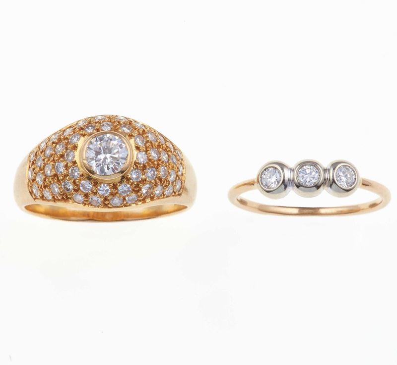 Lotto composto da fedina con tre piccoli diamanti ed anello a fascia con diamante centrale e pavè di diamanti  - Auction Jewels | Cambi Time - Cambi Casa d'Aste