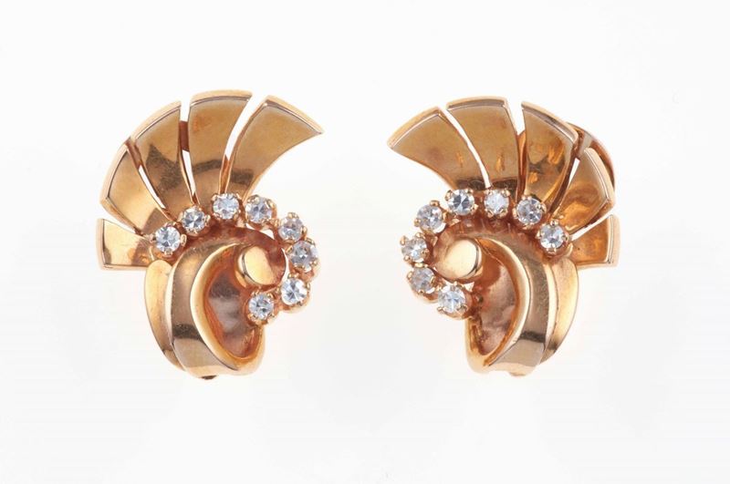 Pair of diamond and gold earrings  - Auction Jewels | Cambi Time - Cambi Casa d'Aste