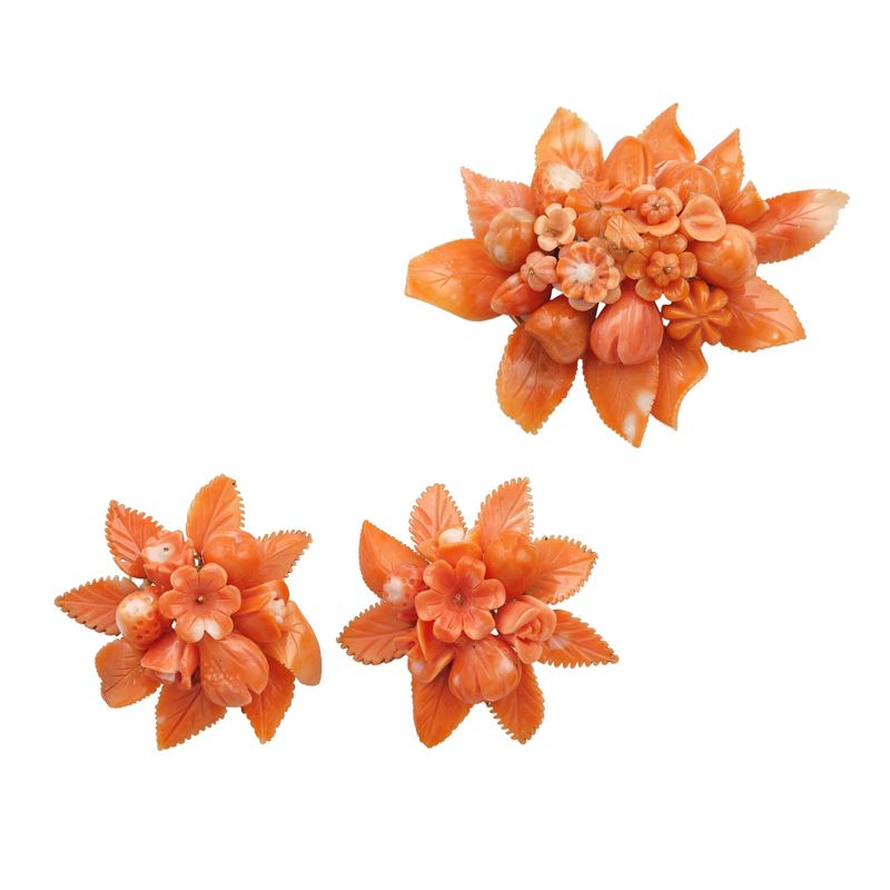 Carved coral and gold demi-parure  - Auction Jewels - Cambi Casa d'Aste