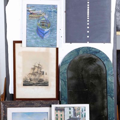 Aldo di Castro, Paesaggio in olio su tela con lotto di stampe e specchiera marmorizzata