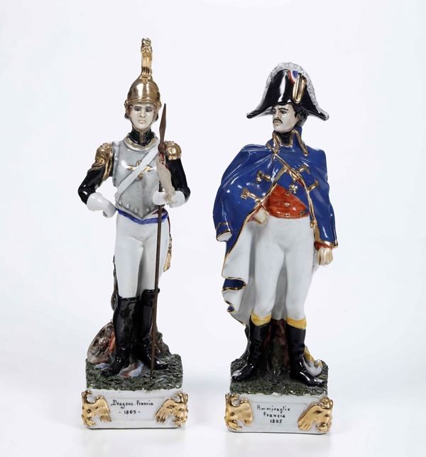 Due figurine di soldati, XX secolo