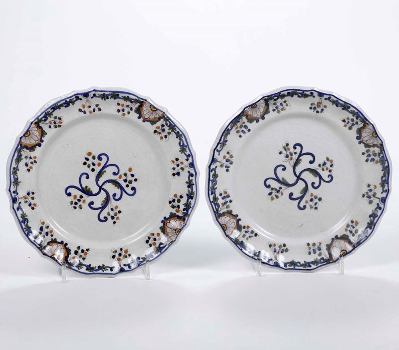 Coppia di piatti Italia, XX secolo  - Auction Ceramics | Timed Auction - Cambi Casa d'Aste