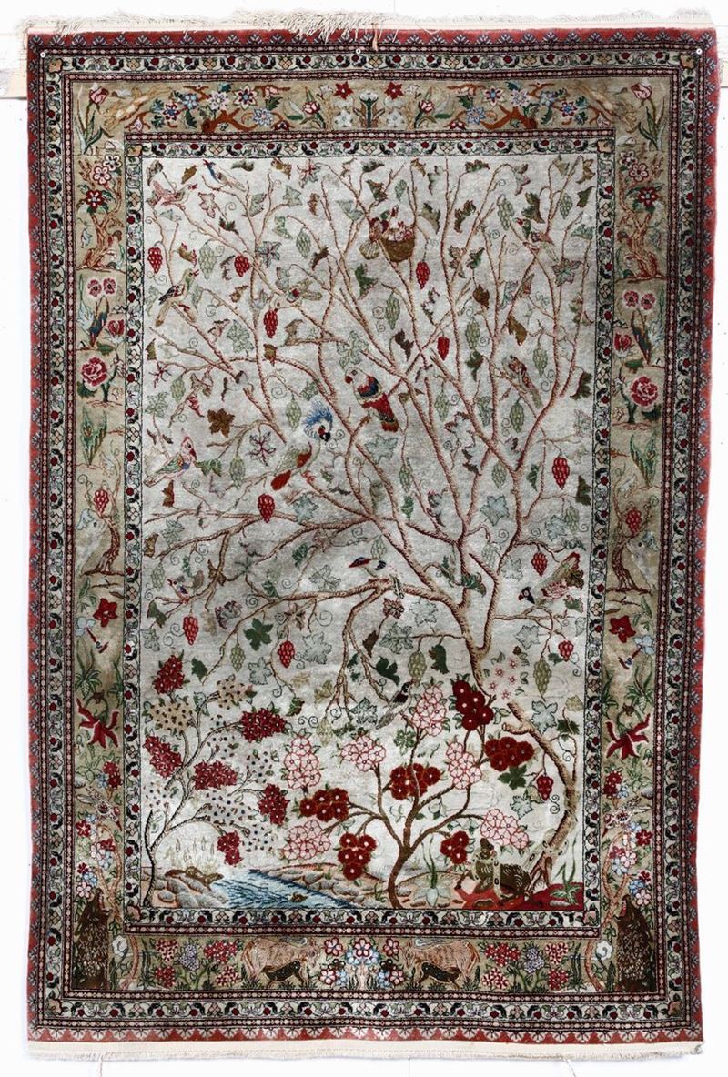 Tappeto con albero della vita metà XX secolo  - Auction Carpets | Cambi Time - Cambi Casa d'Aste