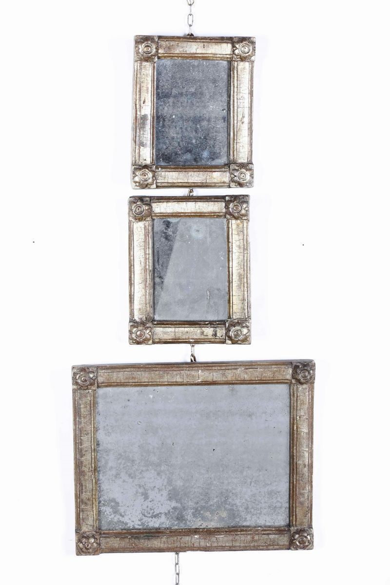 Tre cornici da cartagloria in legno intagliato e argentato, XIX secolo  - Auction Antiques | Timed Auction - Cambi Casa d'Aste