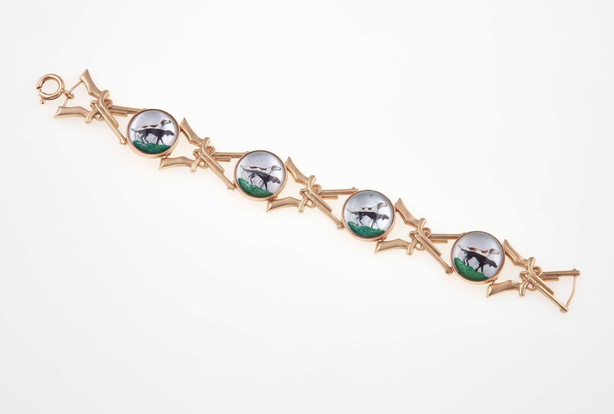 Piccola Collezione di Gioielli da Caccia Comprendente un Bracciale, una Spilla, Tre Paia di Botto...