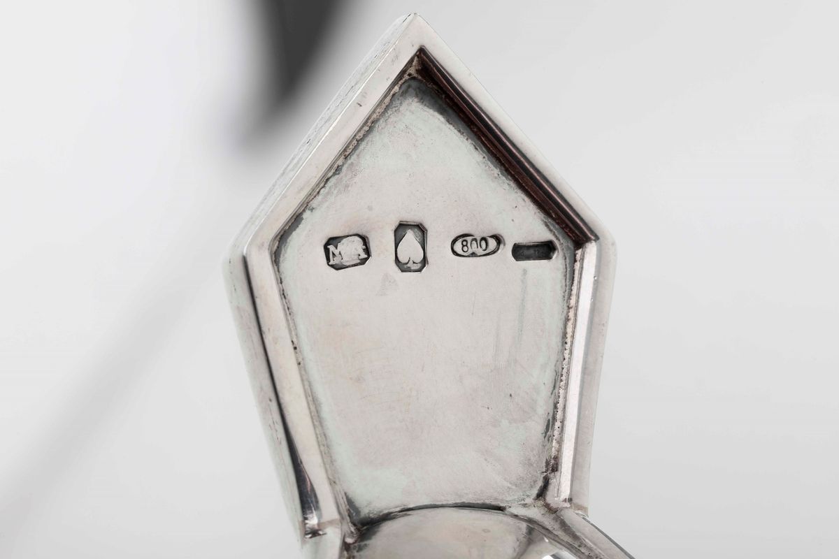 Kovsh in Argento Argenteria Artistica Italiana del XX Secolo.