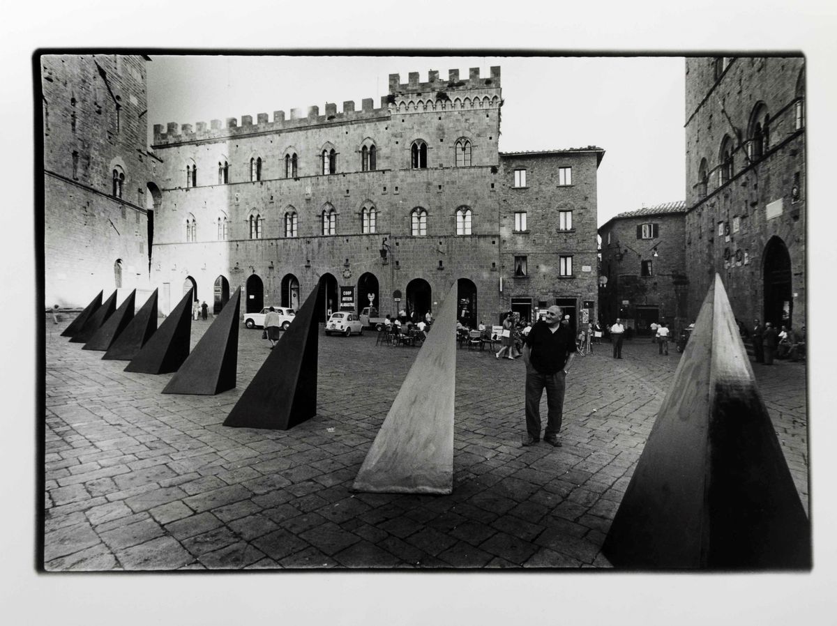 Enrico Cattaneolotto Composto da 6 Fotografie: Baj Pinelli; Baj Pinelli; Alik Cavaliere con la Mo...