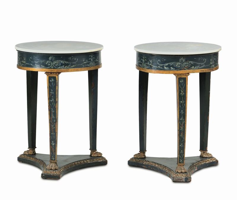 Coppia di tavolini tondi in legno dipinto, XVIII secolo  - Asta Dimore Italiane - Cambi Casa d'Aste