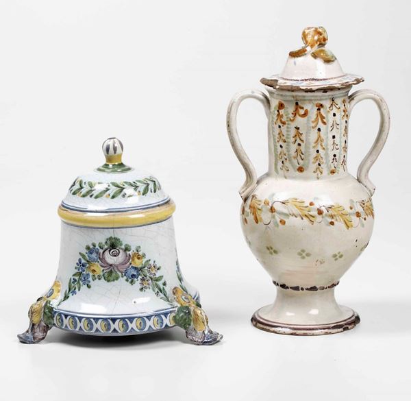 Un vaso e un coperchio, una lampada pensile Puglia e Pesaro, XIX secolo