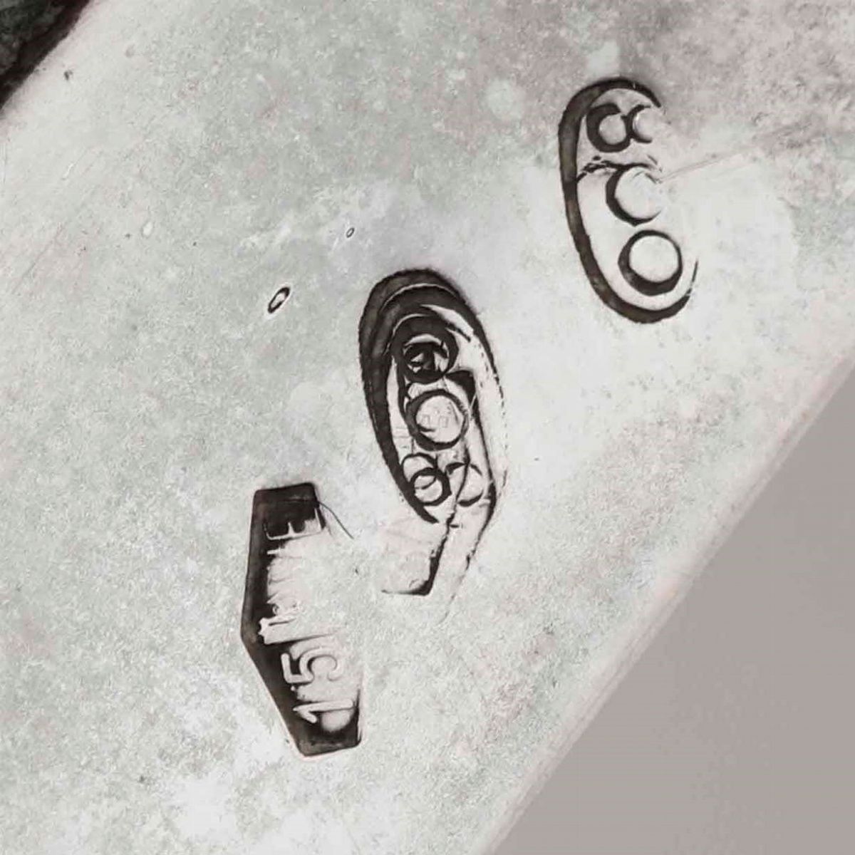 Cestino in Argento. Argenteria Veneta del XX Secolo. Bollo con Fascio Littorio in Uso dal 1935 al...