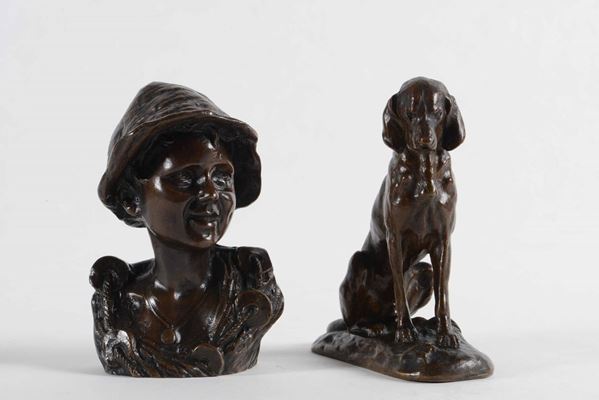 Due sculture in bronzo. XIX-XX secolo Pescatorello” e “Bracco seduto