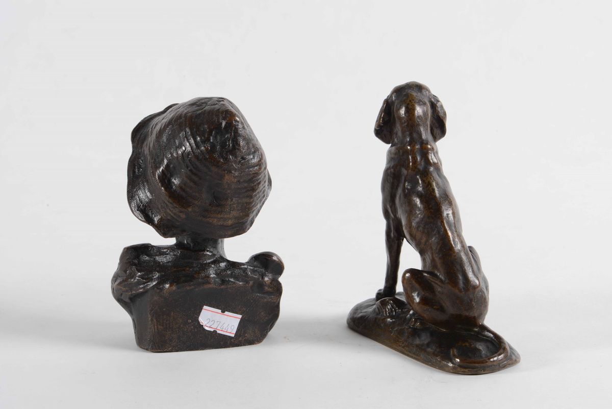 Due Sculture in Bronzo. XIX-XX Secolopescatorello” e “bracco Seduto
