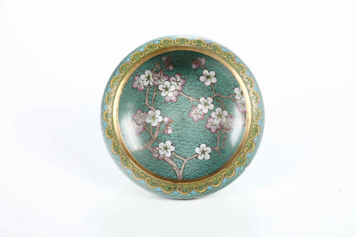 Sciacquapennelli in Smalto con Decoro di Alberi di Ciliegio in Fiore, Cina, Dinastia Qing, XIX Se...