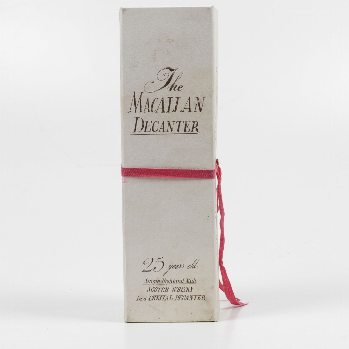 Macallan, Single Malt Scotch Whisky 25 Years Old Decanter Serie M