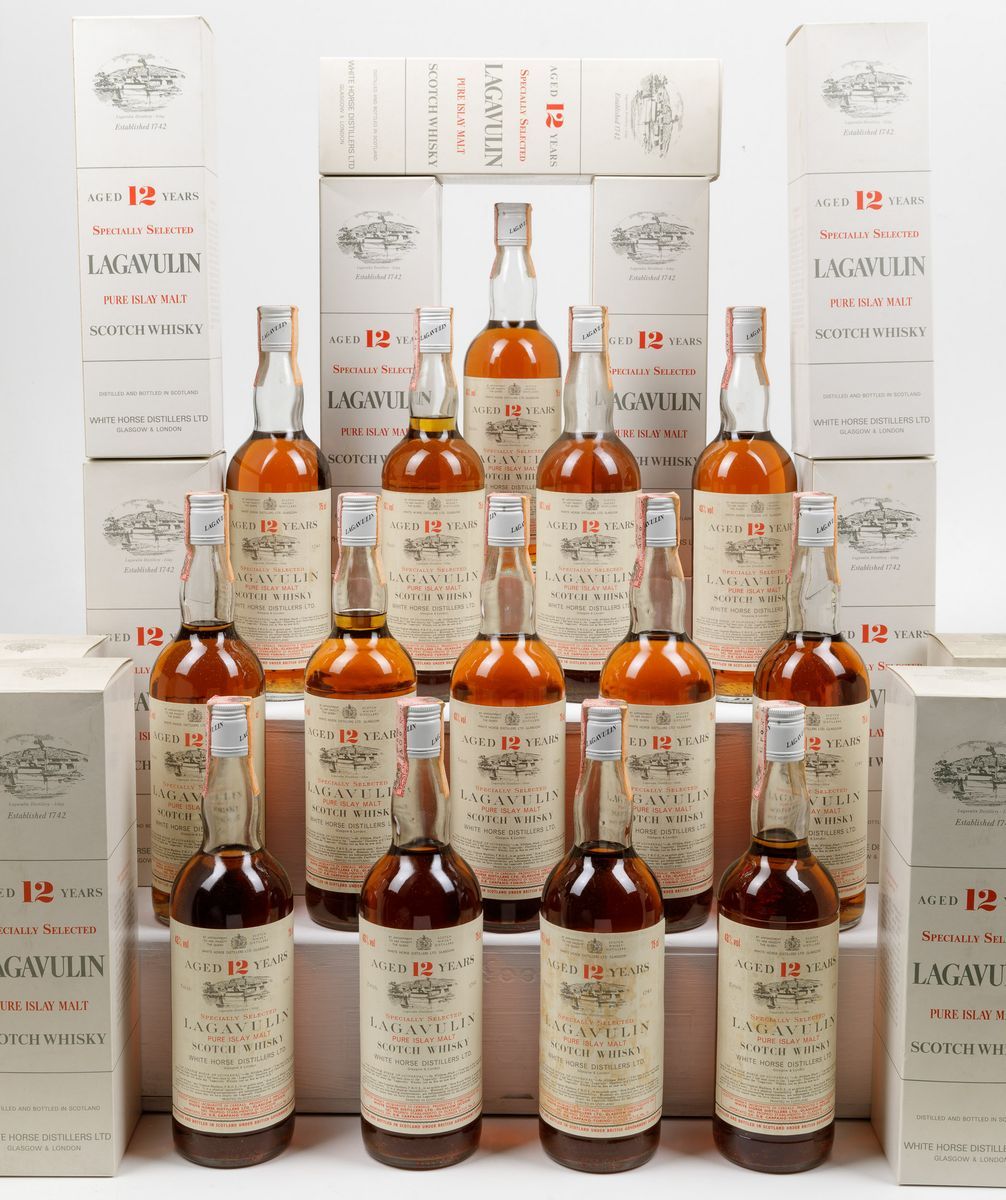 Lagavulin, White Horse Distillers, Pure Islay Malt Scotch Whisky 12 Years Old
