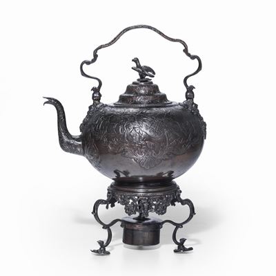 Bollitore in Bronzo Fuso e Rame Sbalzato e Cesellato. Russia, Verso il 1770. Manifattura Demidoff...