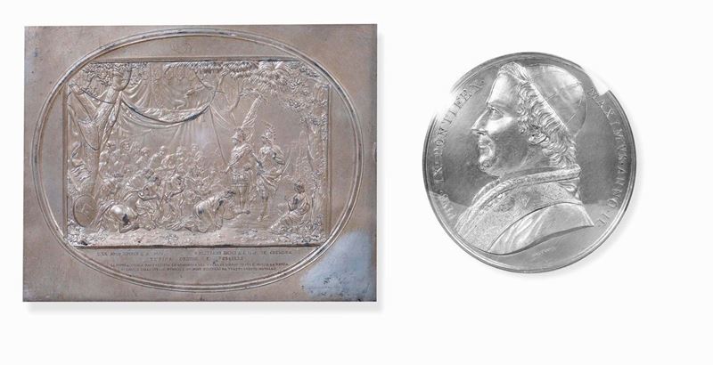 Placca in argento, nichel e piombo e medaglia in metallo argentato raffigurante Pio IX. Italia XIX secolo  - Asta Scultura e Oggetti d'Arte - Cambi Casa d'Aste