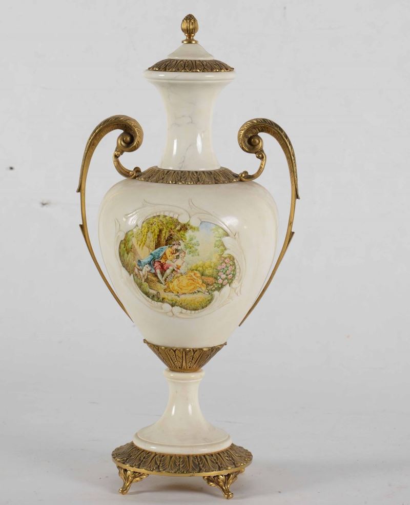 Vaso biansato a riserve policrome, XX secolo  - Auction Ceramics | Cambi Time - Cambi Casa d'Aste