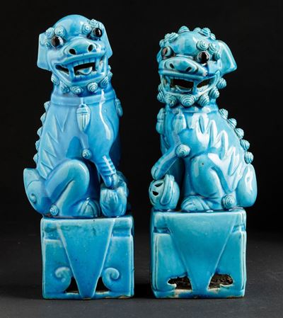 Coppia di Leoncini in Porcellana Monocroma Turchese, Cina, Dinastia Qing, XIX Secolo