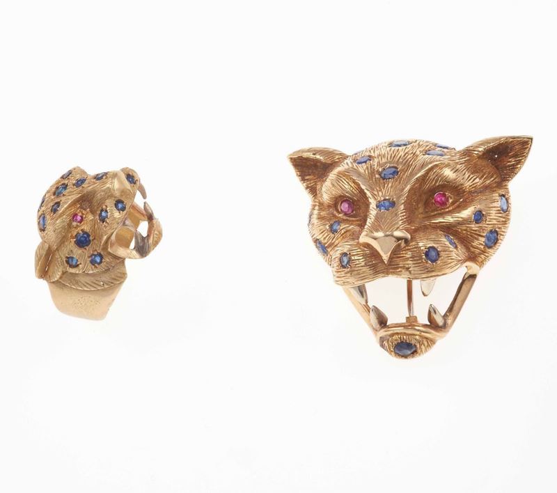 Demi-parure leopardo composta da spilla ed anello con zaffiri e rubini  - Asta Spring Jewels - I - Cambi Casa d'Aste