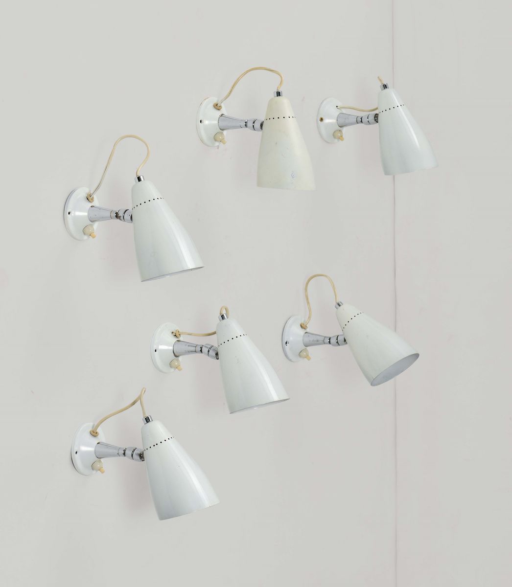 Set di Tredici Lampade a Parete Orientabili con Struttura in Metallo Cromato e Diffusori in Metal...