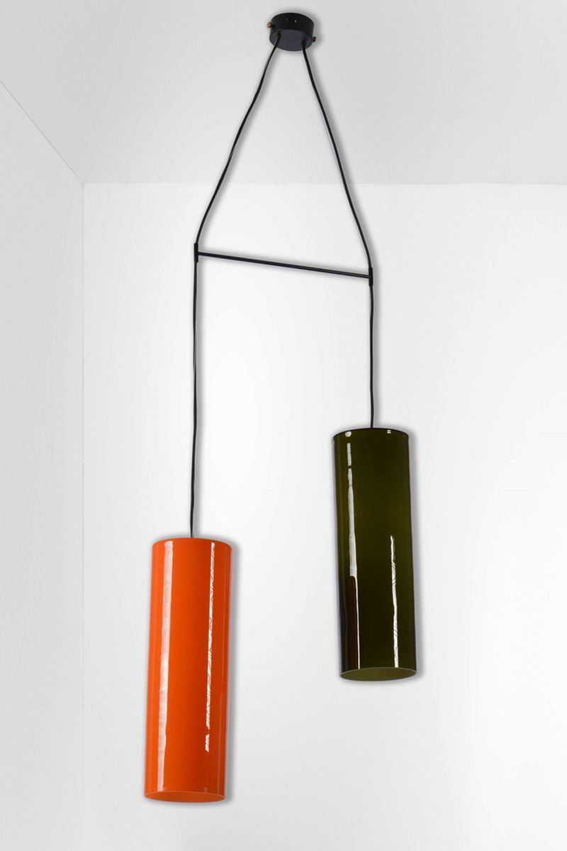 Lampada a sospensione con diffusori in vetro colorato incamiciato.  - Auction Design Lab - Cambi Casa d'Aste
