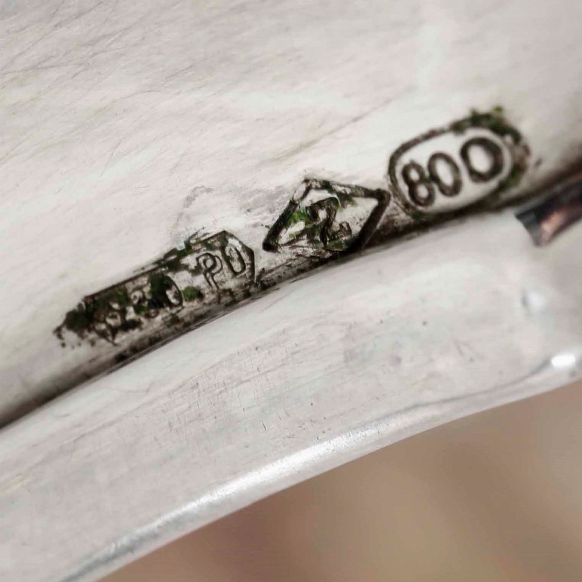 Lotto di Bicchiere da Birra e Due Centrotavola in Argento. Argenteria Veneta del XX Secolo. Diver...