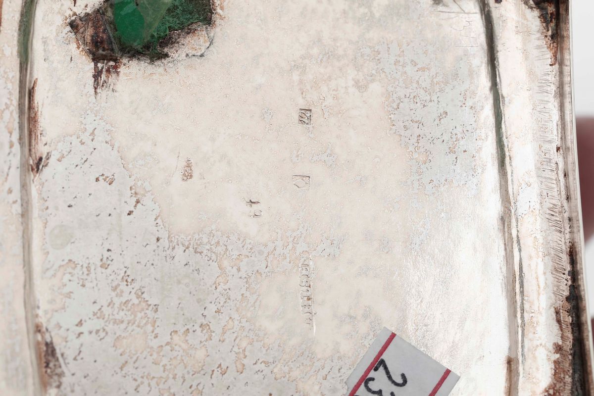 Insieme di una Coppa Biansata, Cestino e Compostiera in Argento e Vetro. Differenti Manifatture E...